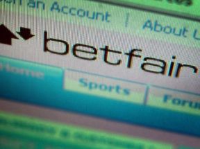 Betfair конфисковала свыше 12,000 долларов – безосновательно, согласно словам игрока, которые биржа не считает нужным опровергать