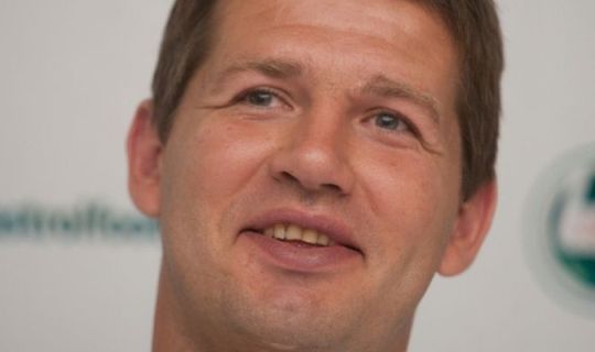 Саленко считает, что украинцам важно не допустить открытой игры