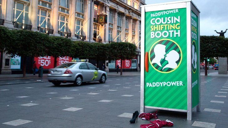 "Любовные кабинки" от Paddy Power в Дублине