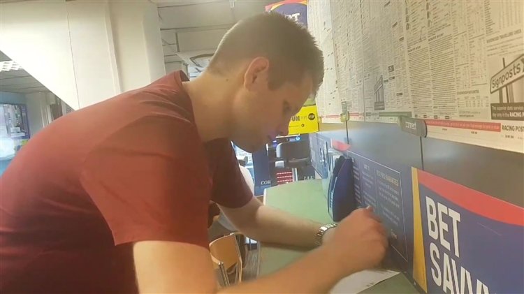 Журналист делает ставку в БК Betfred