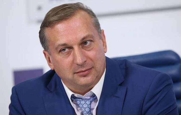 Алексей Власенко