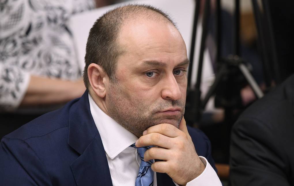 Дмитрий Свищев