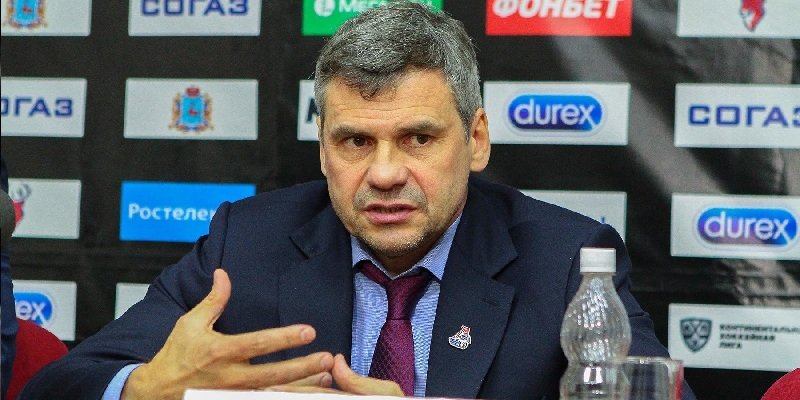 Дмитрий Квартальнов
