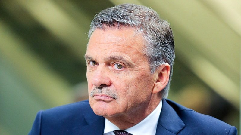 Рене Фазель