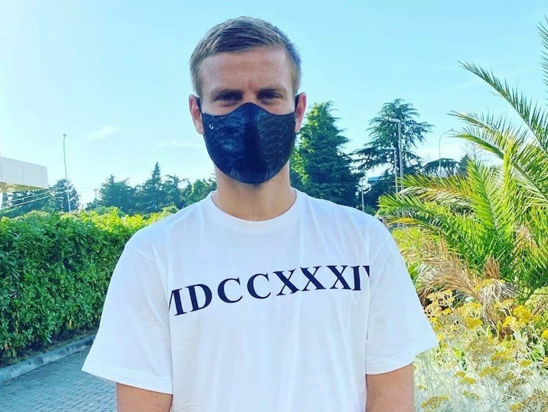 Александр Кокорин