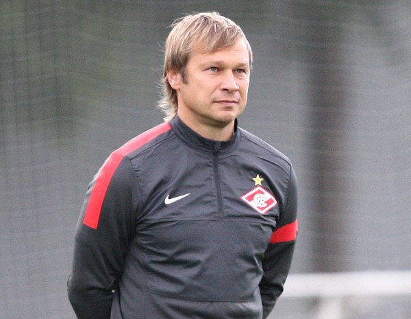 Дмитрий Попов