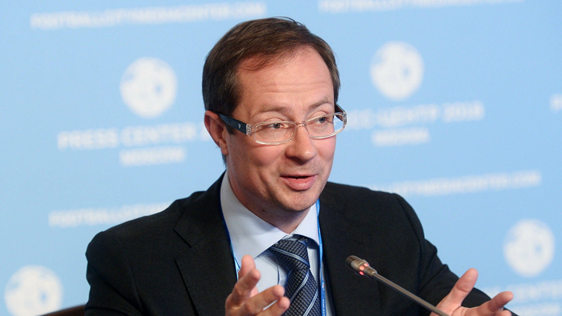 Роман Терюшков