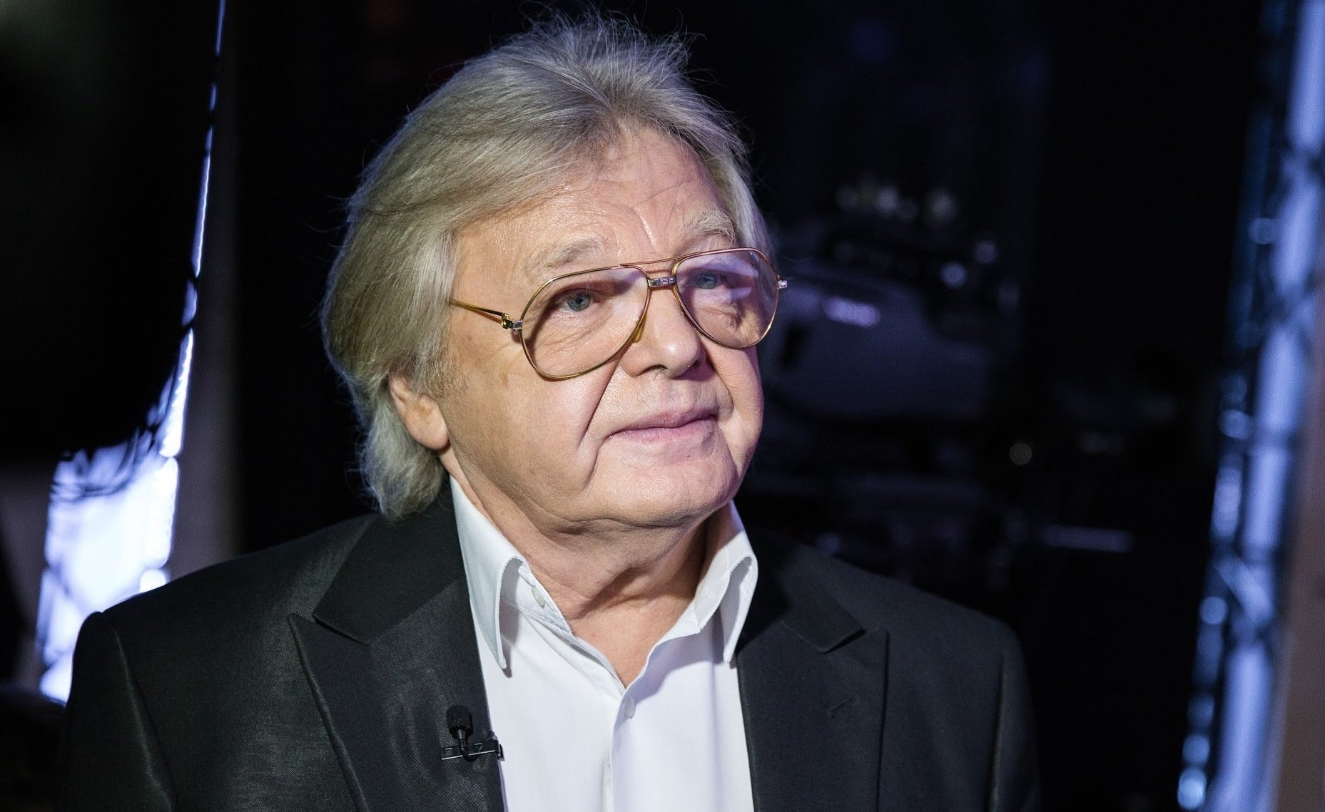 Юрий Антонов