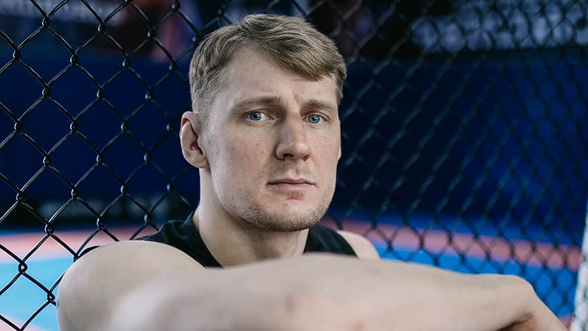 Александр Волков