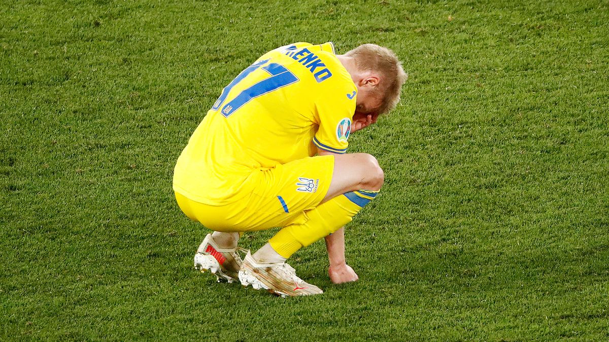 У сборной Украины Зинченко, Матвиенко и Миколенко находятся под угрозой дисквалификации