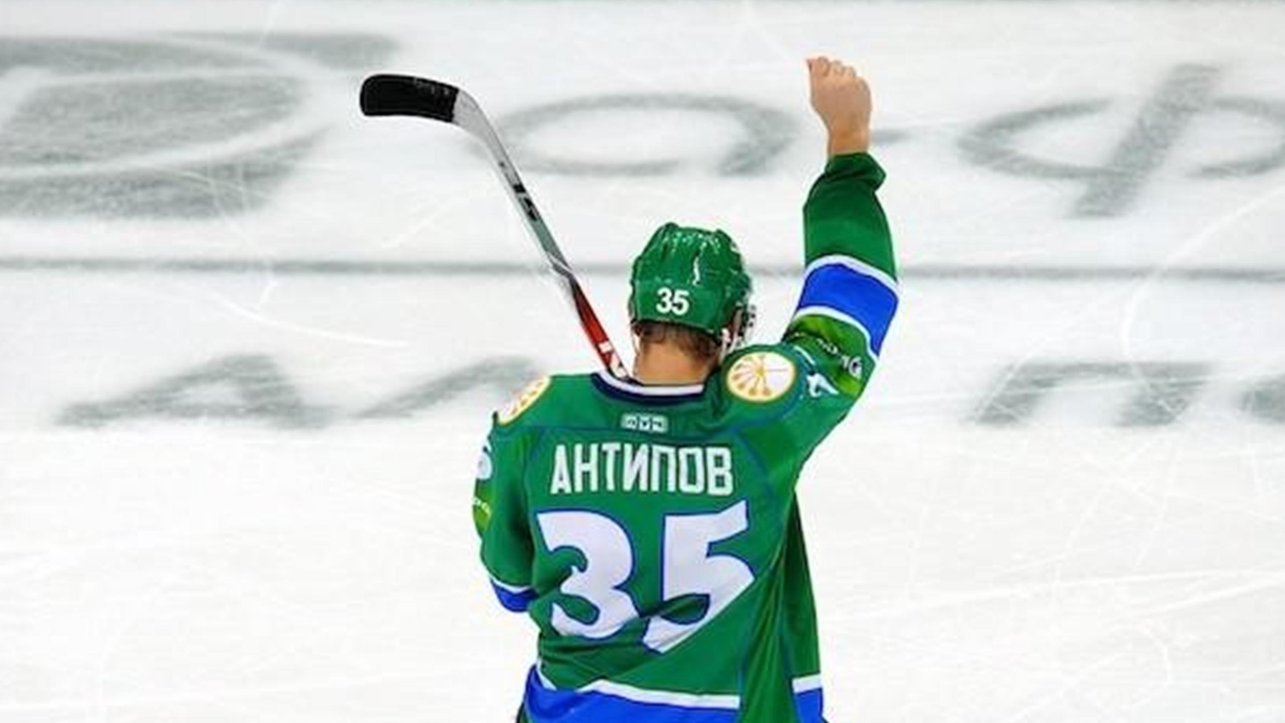 Владимир Антипов