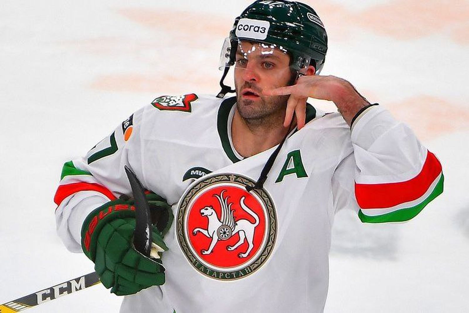 Нападающий «Ак Барса» Александр Радулов