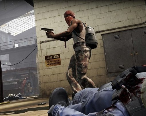 Как крутиться на месте в CS GO