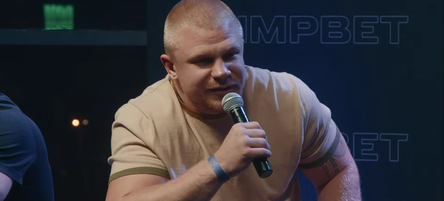 Олег Фомичев