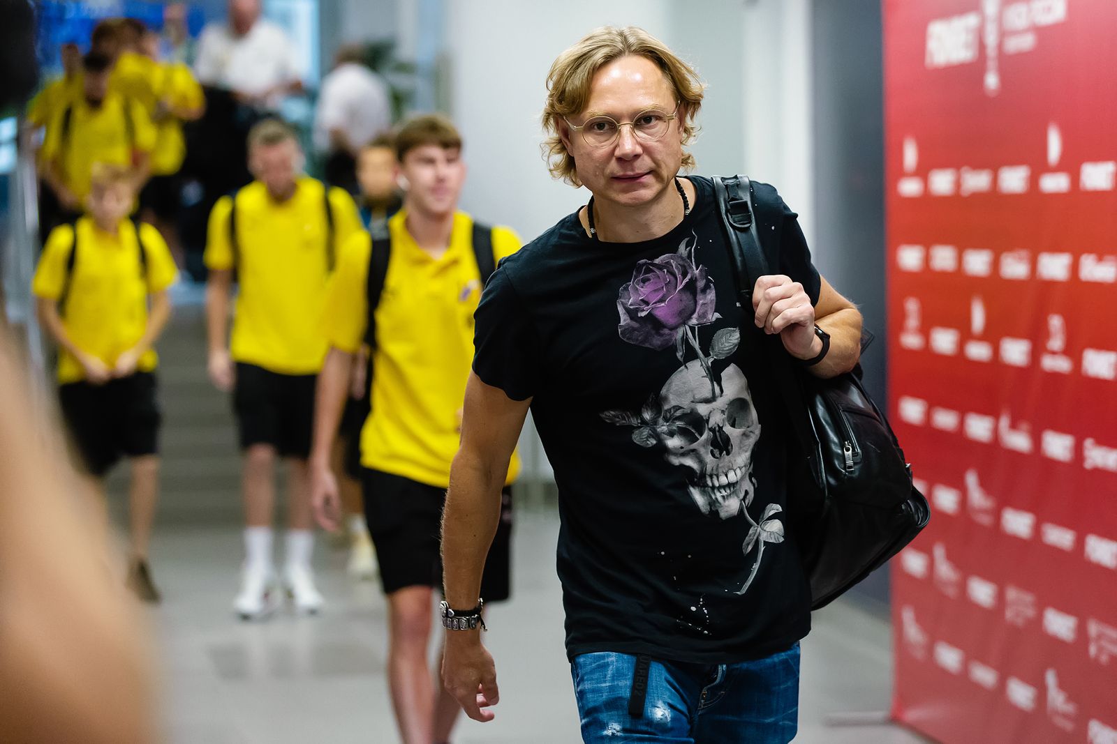Валерий Карпин