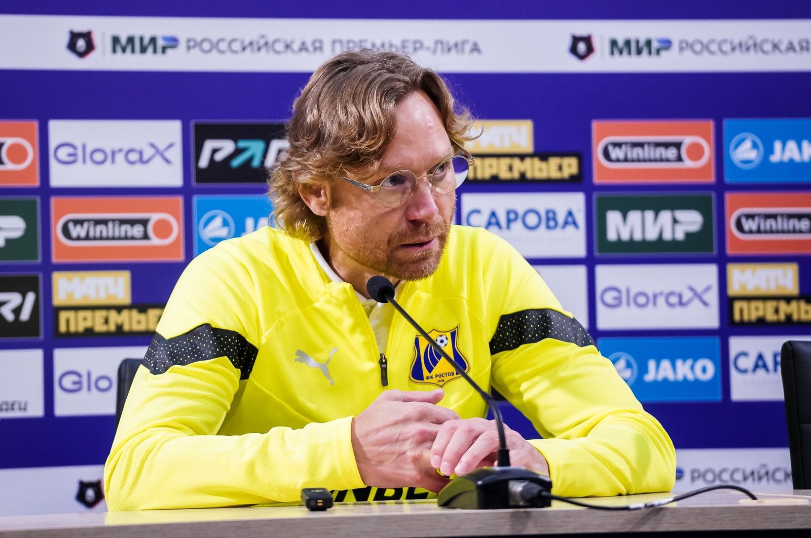 Валерий Карпин