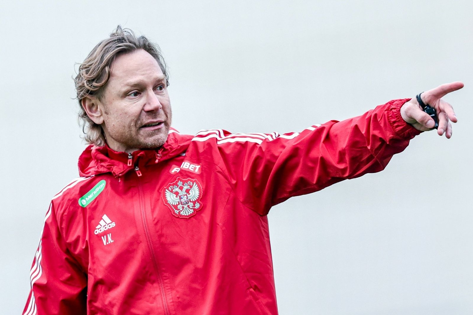Валерий Карпин