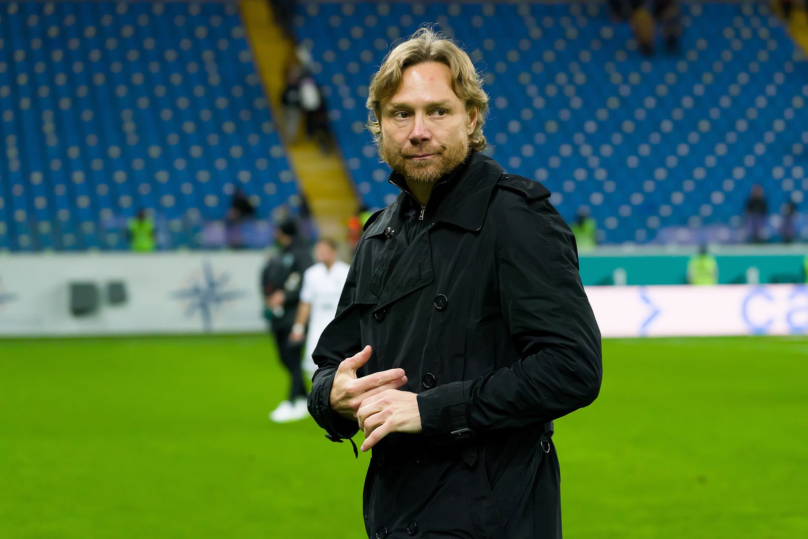 Валерий Карпин
