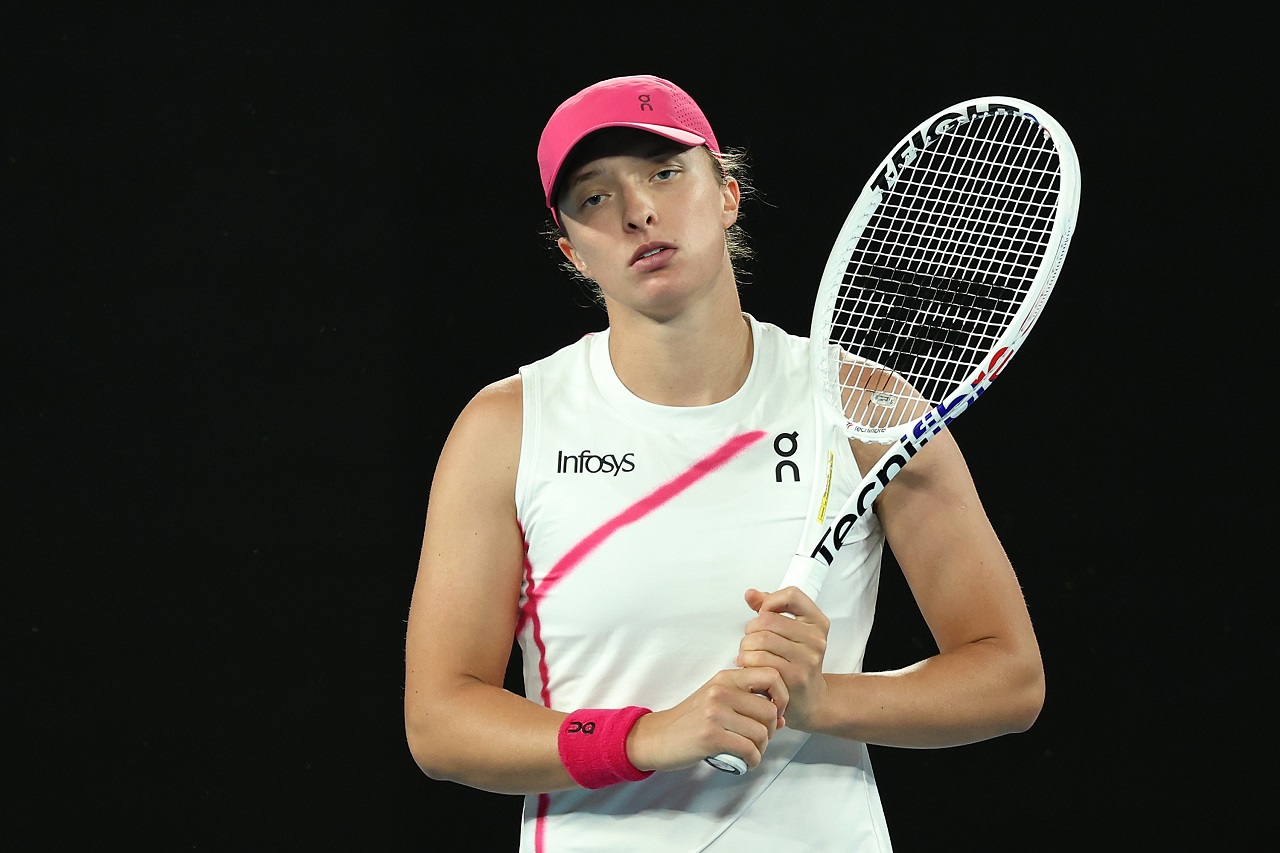 Ига Швентек на Australian Open 2024 (фото: Cameron Spencer/Getty Images)