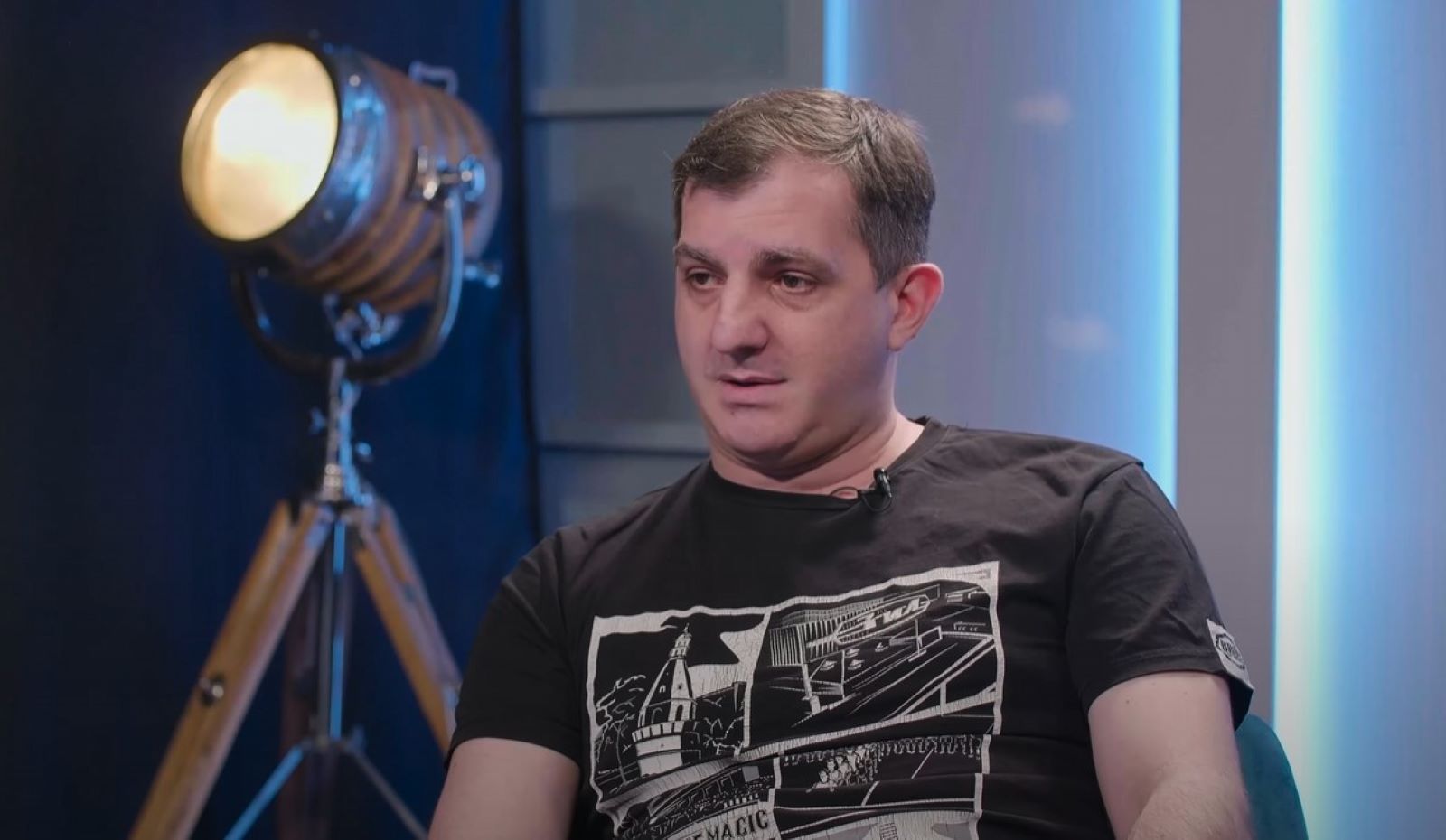 Антон Смирнов