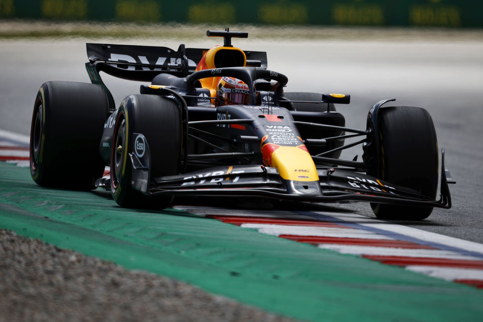 Red Bull Racing привезли обновления на Гран-при Сингапура