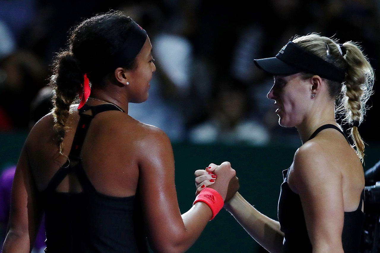 Наоми Осака и Анжелик Кербер (фото: Clive Brunskill/Getty Images)