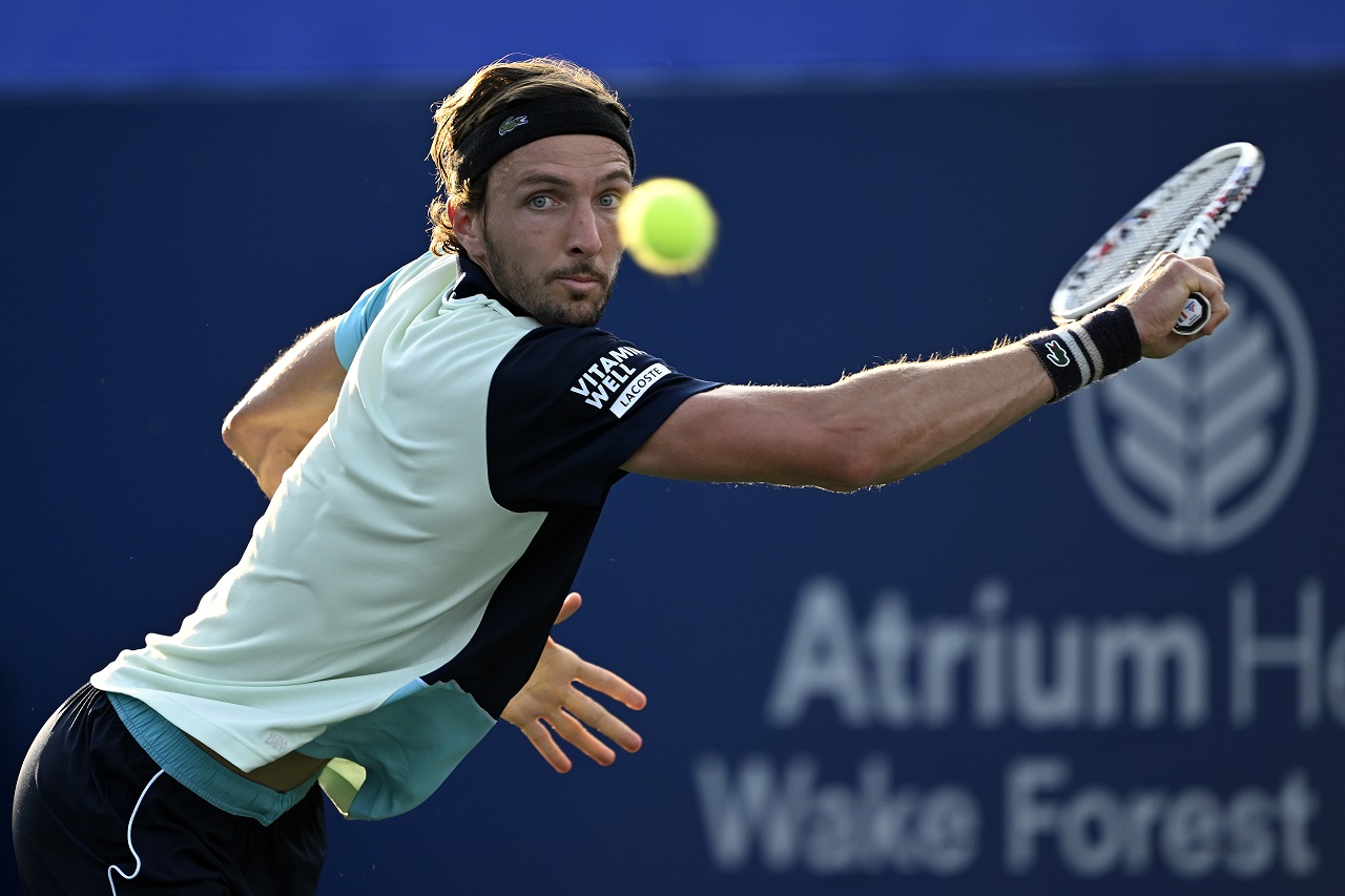 Артур Риндеркнех на турнире ATP 250 в Уинстон-Сейлеме (фото: Grant Halverson/Getty Images)