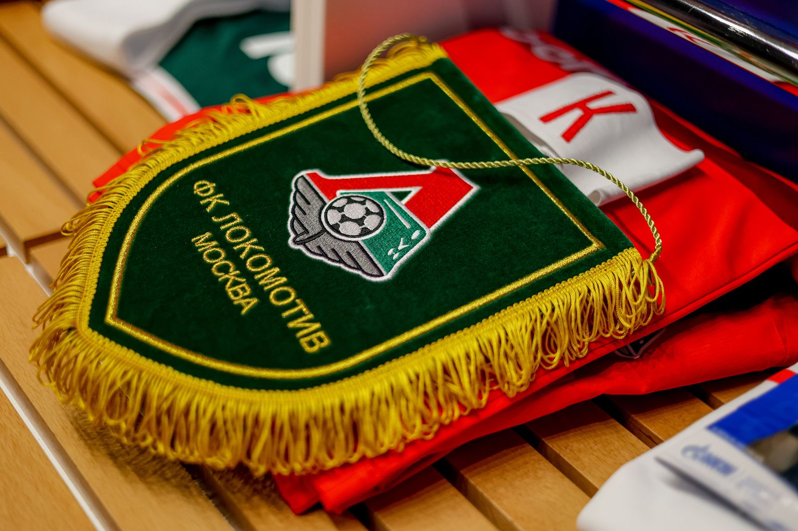 Вымпел ФК «Локомотив» Москва
