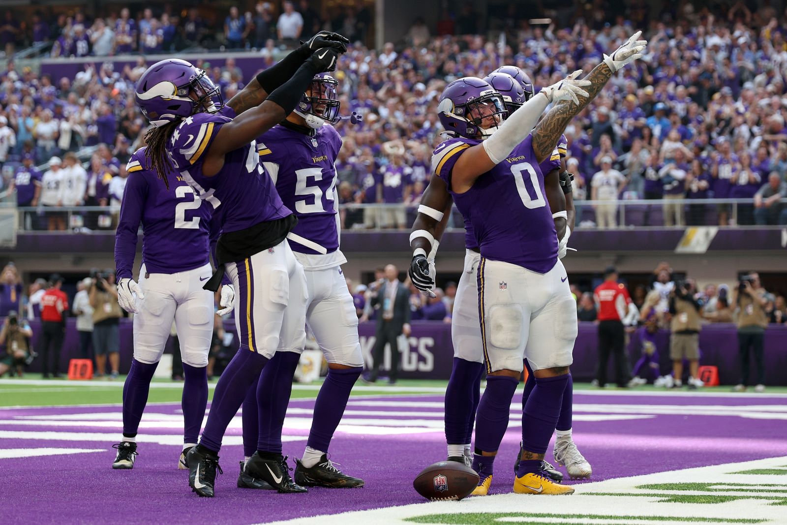 Former Pro Bowler Sidney Rice: Minnesota Vikings Are A 'Threat' to Detroit Lions And Will Make It 'Deep' In The Playoffs