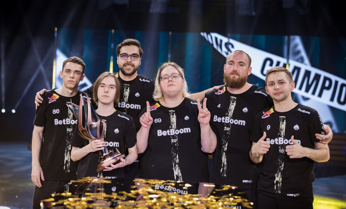 Российская Team Spirit выиграла ЧМ по CS2 и установила уникальное достижение