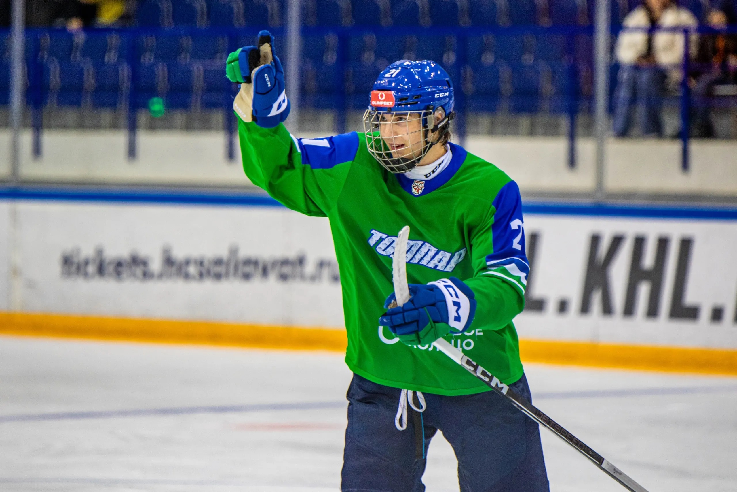 Максим Агафонов