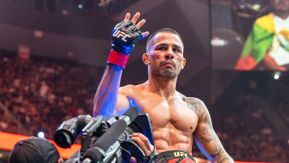 Реванш Джошуа Ван — Алешандре Пантожа на UFC 331: коэффициенты букмекеров на чемпионский бой