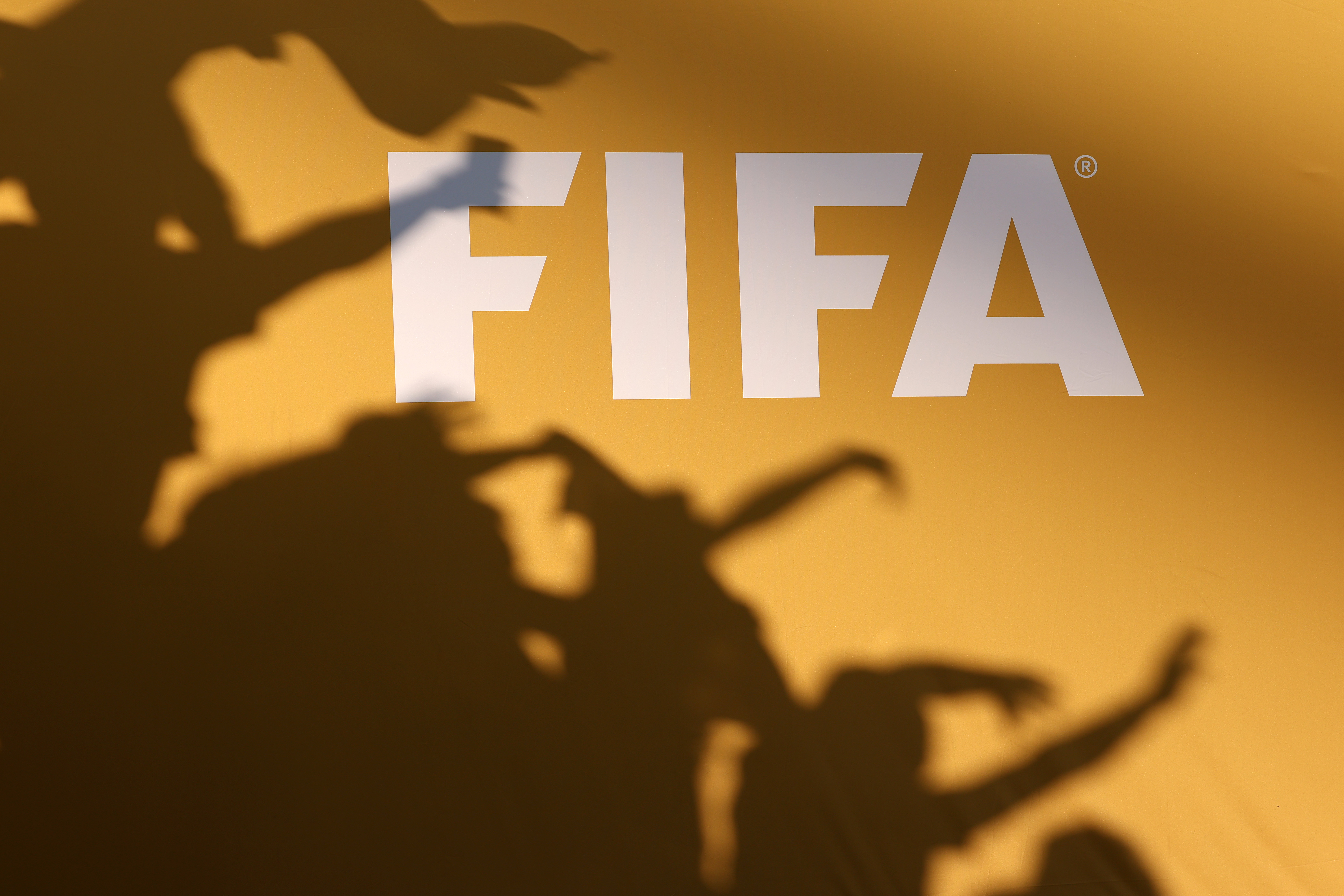Швейцарский регулятор пожаловался в прокуратуру на NFT-платформу FIFA по подозрению в нелегальных азартных играх