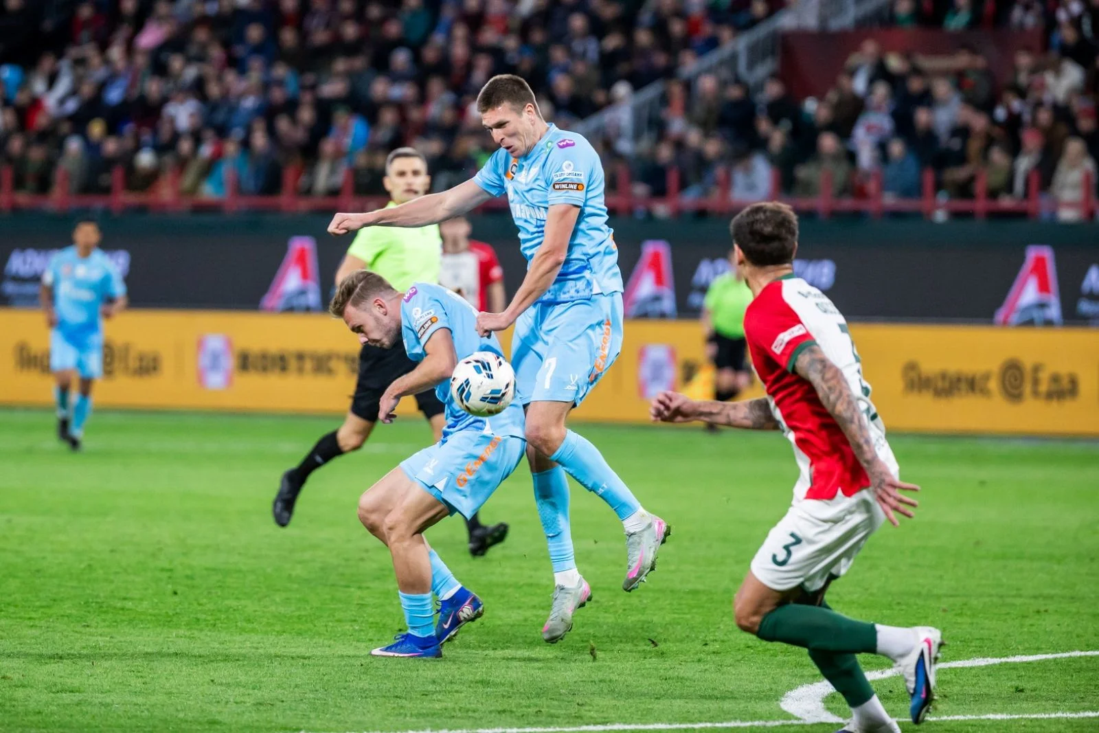 Максим Глушенков и Александр Соболев. Фото: fc-zenit.ru