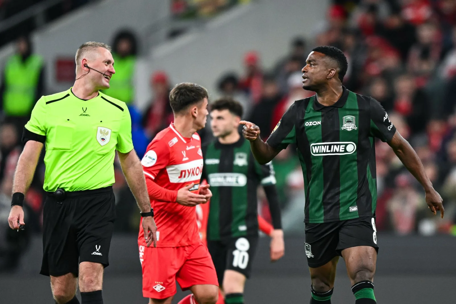 Артем Чистяков и Джон Кордоба. Фото: fckrasnodar.ru
