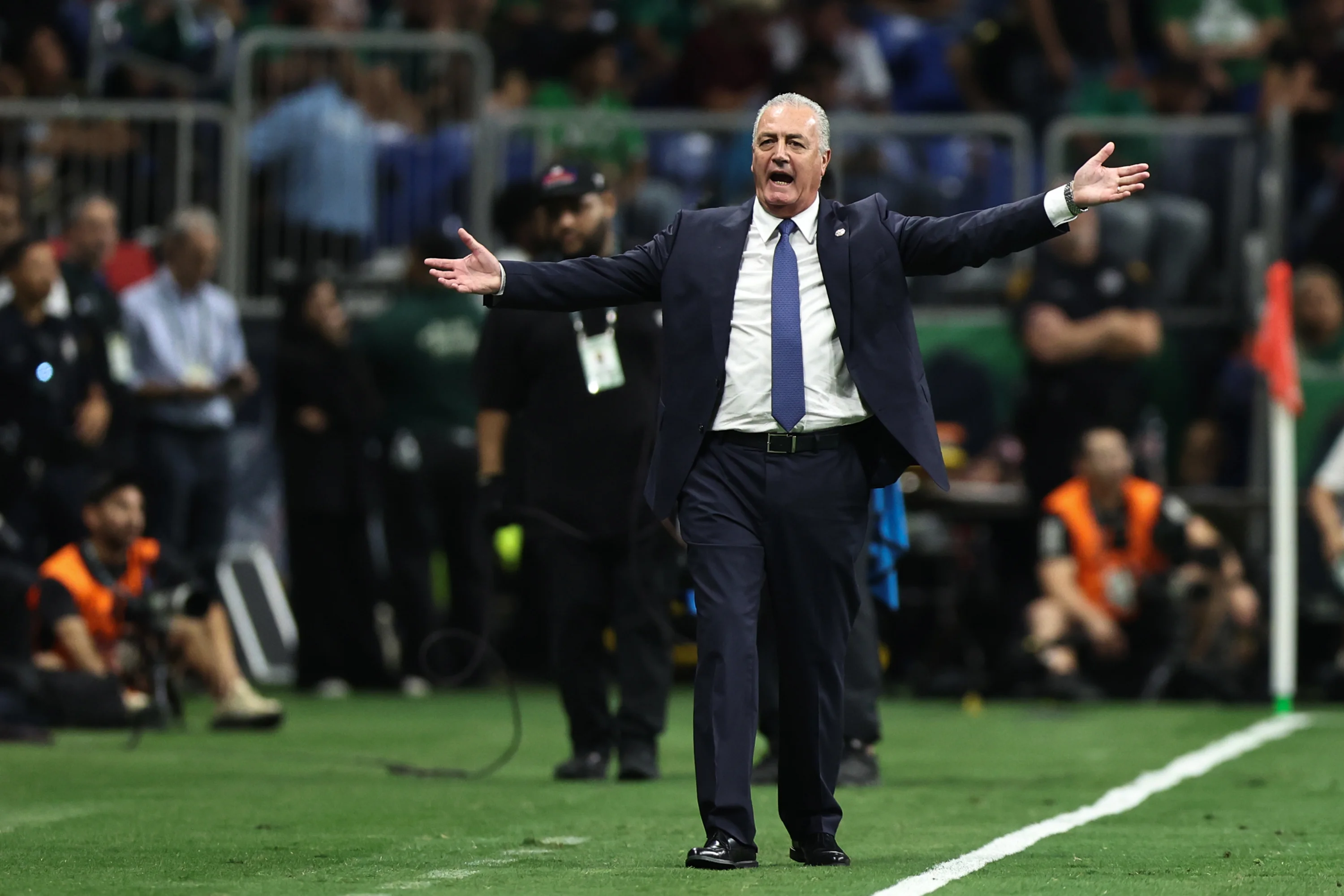 Густаво Альфаро (Omar Vega/Getty Images)