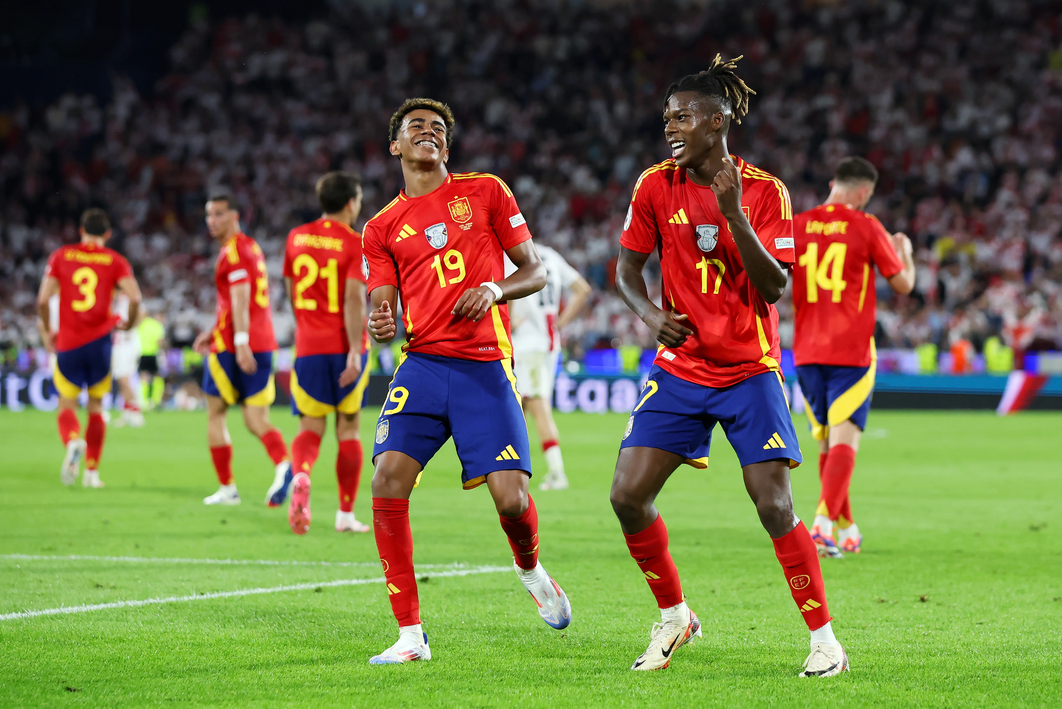 Ламин Ямаль и Нико Уильямс (Alex Grimm/Getty Images)