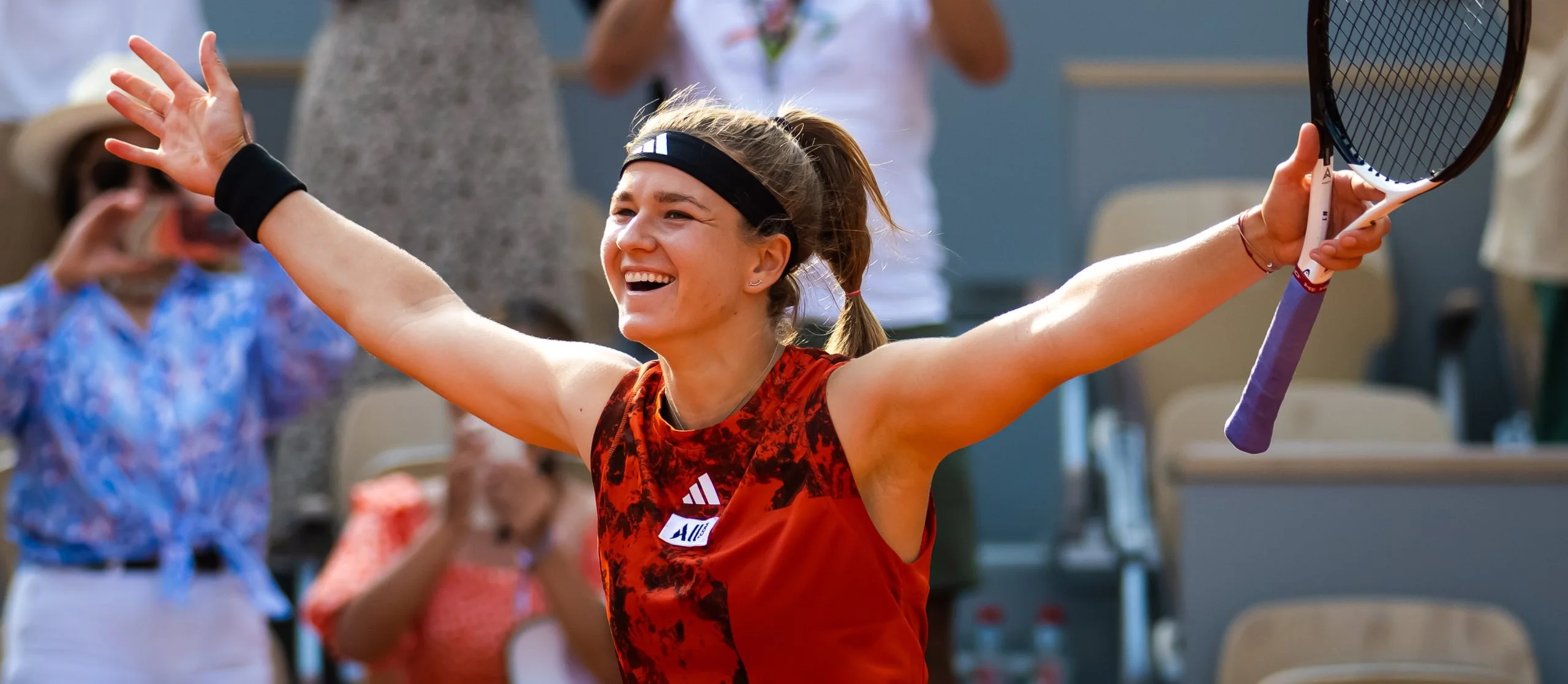 Мухова выиграла девять подряд матчей на траве, коэффициент 1,77 что она обыграет Гауфф
