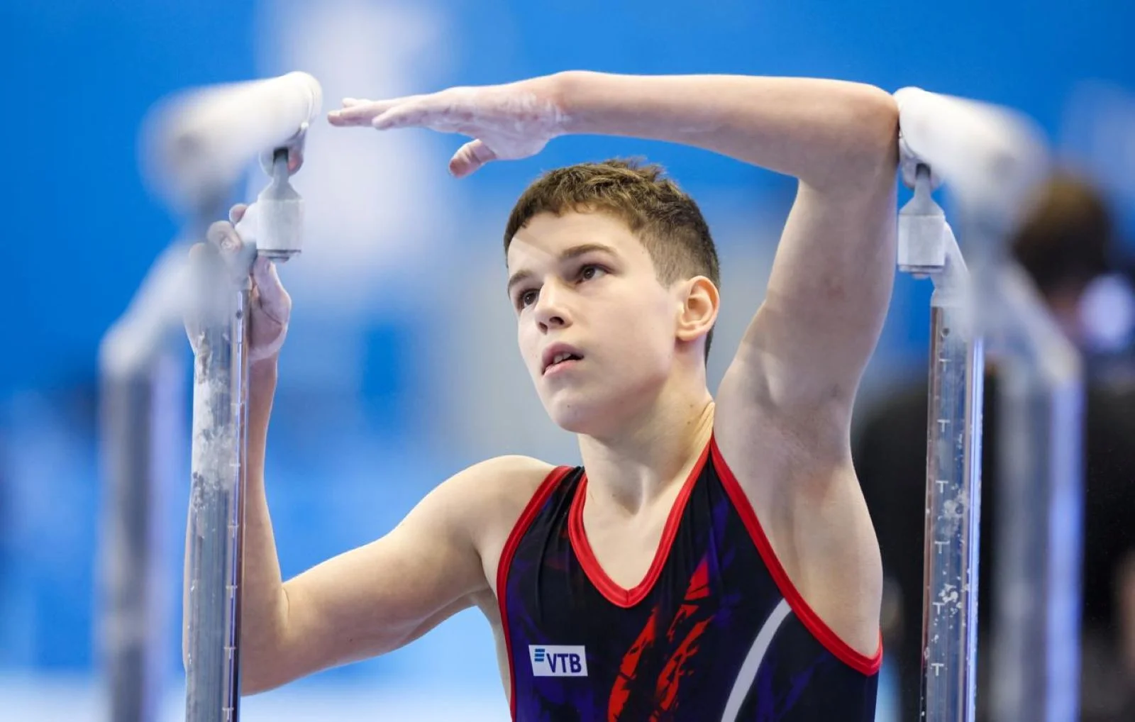 Гимнаст Смирнов выиграл многоборье на юниорском чемпионате Европы