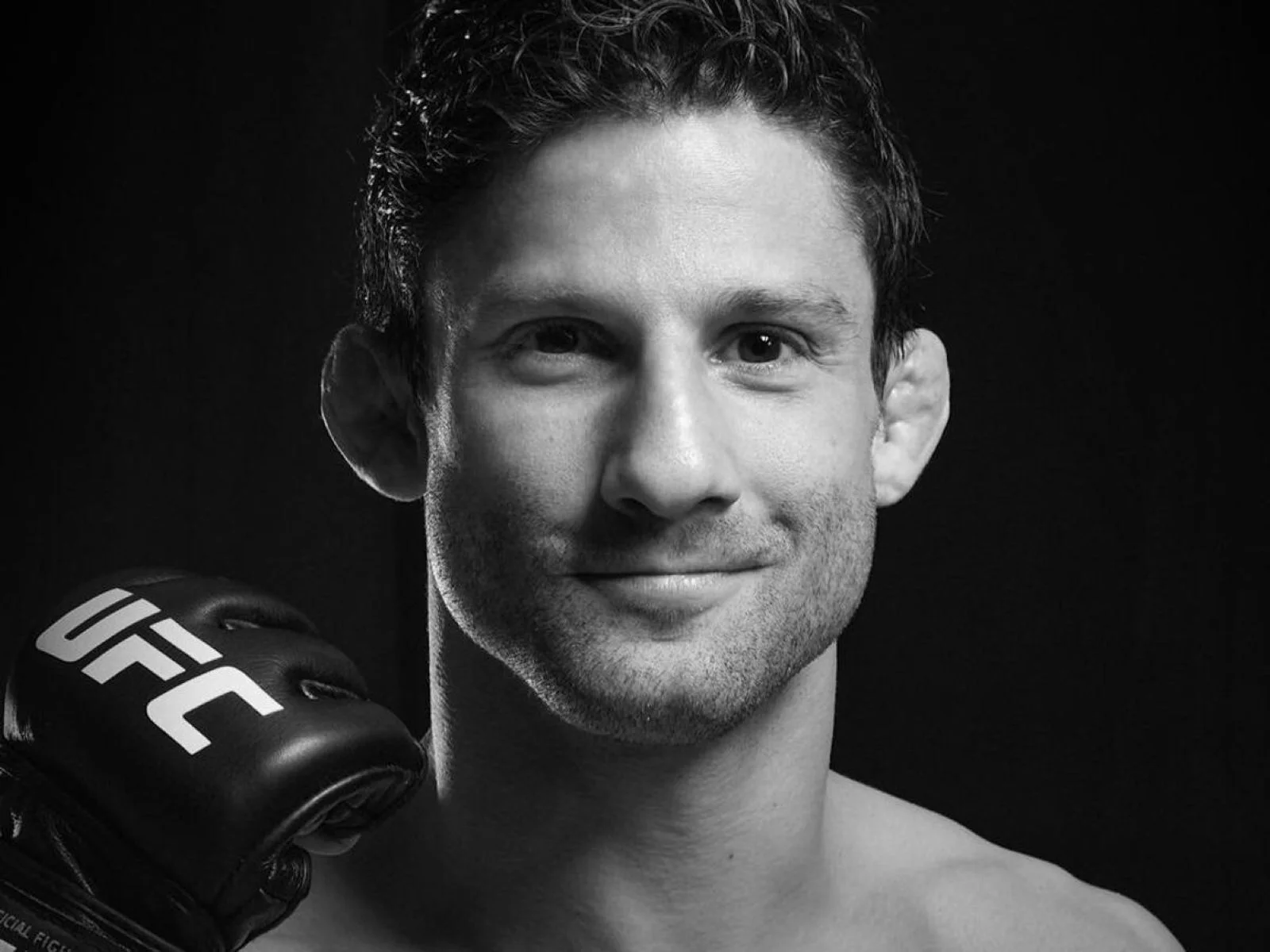 Бразильский боец UFC Насименто умер в возрасте 34 лет