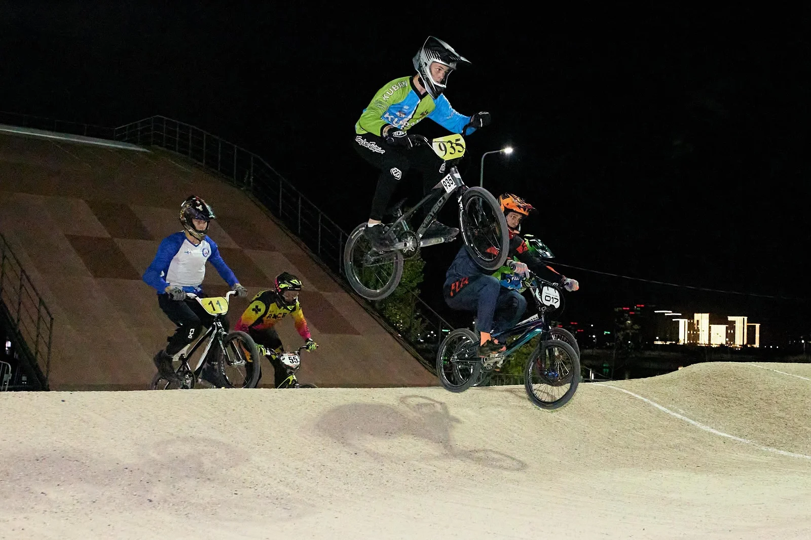 Спортсмены сборной России по BMX-гонкам получили американские визы на три года